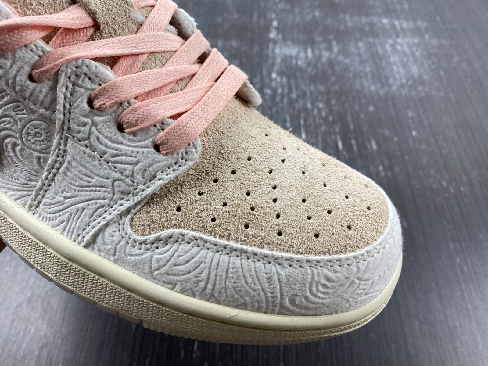 Jordan 1 Retro Low OG Chris Paul Men