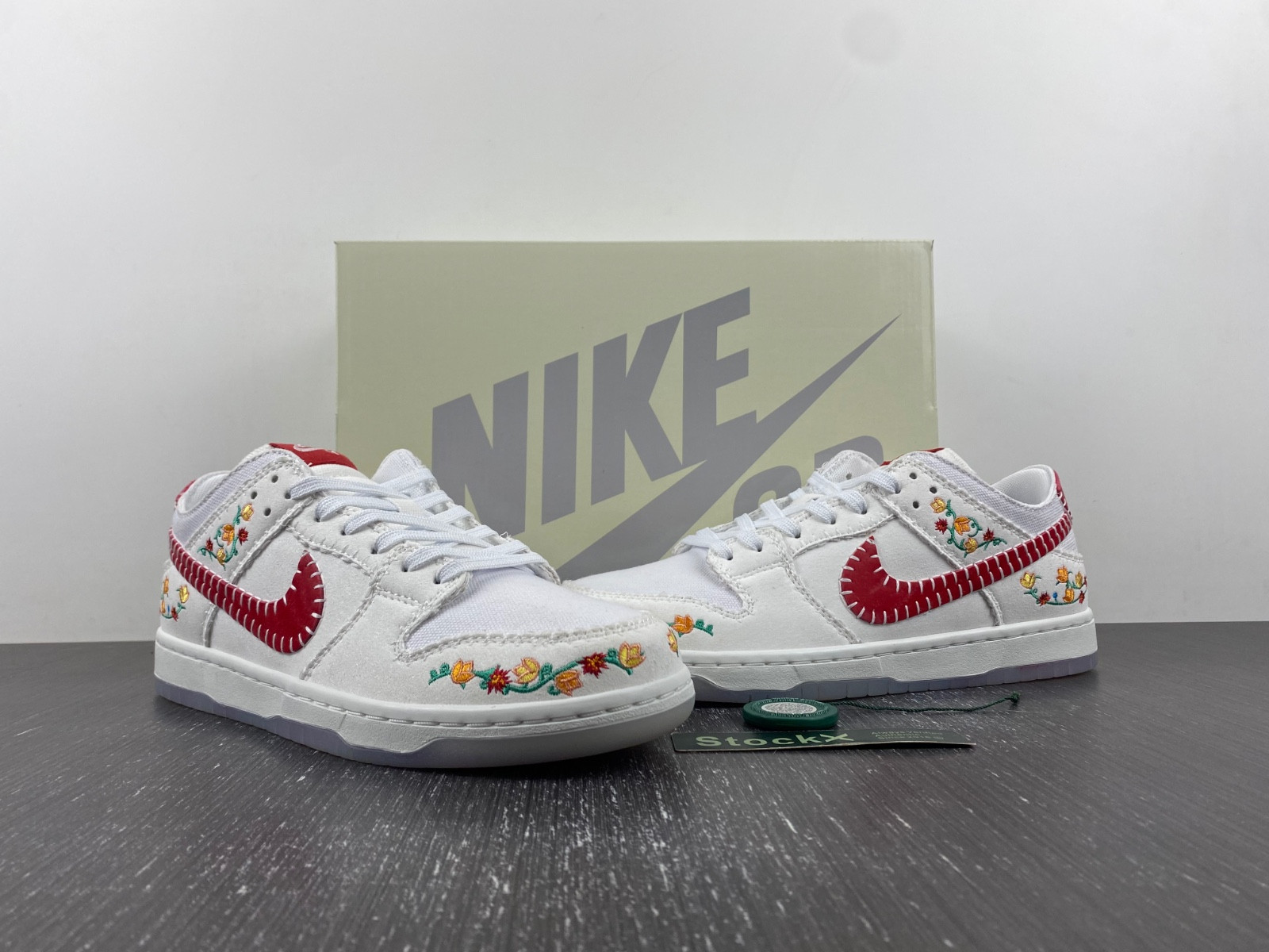 Nike SB Dunk Low Decon N7 White Red FD6951-700