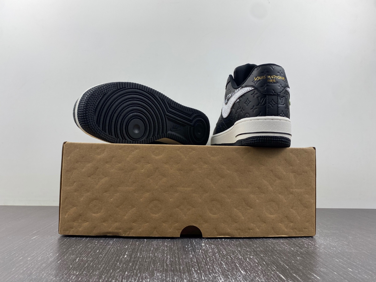 NIKE AIR FORCE 1 LOW BY VIRGIL ABLOH