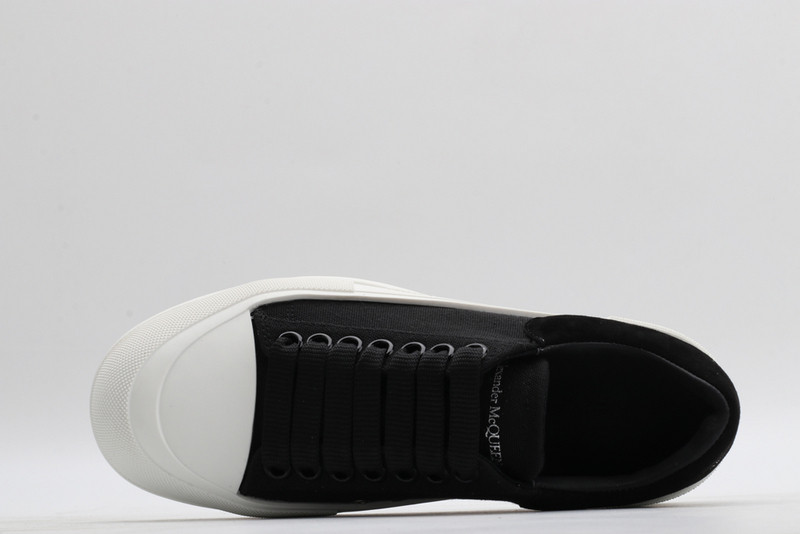 a1exa*der Mcqv*en sneaker