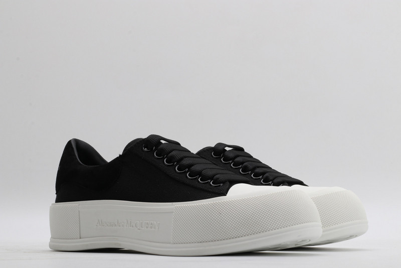 a1exa*der Mcqv*en sneaker