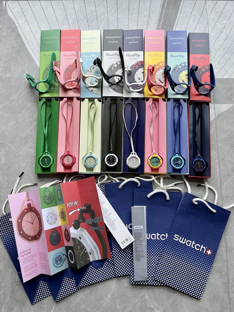 Swatch x Audemars P1g*et Royal Pop