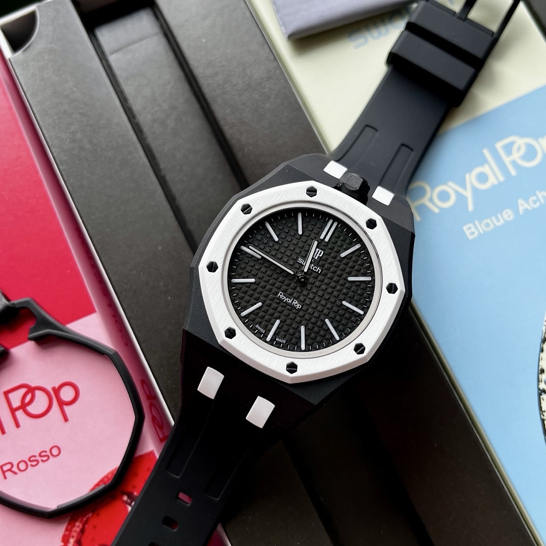 Swatch x Audemars P1g*et Royal Pop