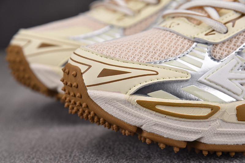 OFF-WHITE Be Right Back Soft Pink-Lg