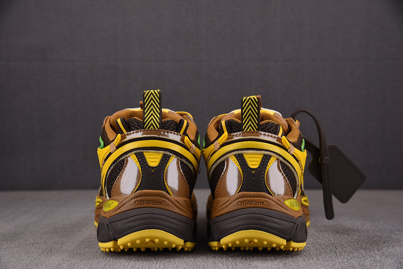 Off-White c/o Virgil Abloh