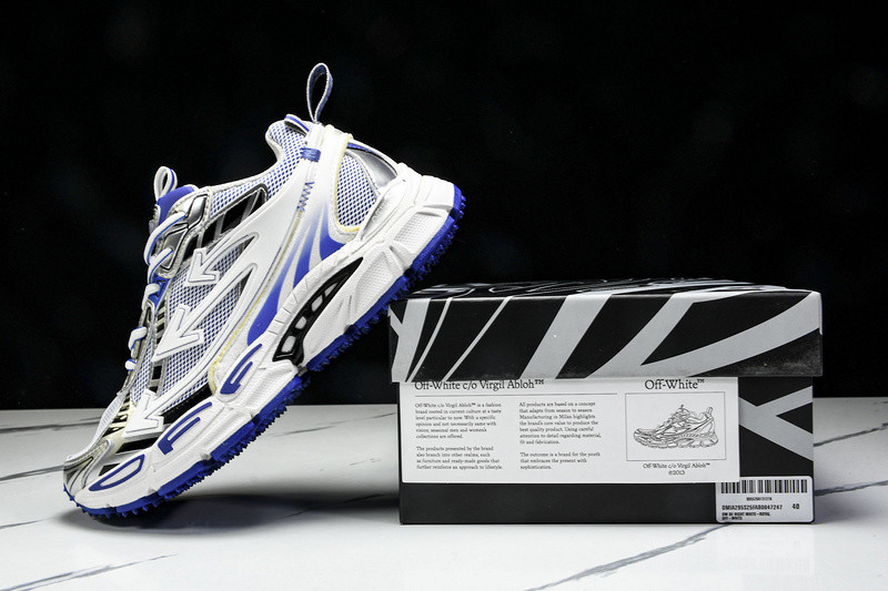 Off-White c/o Virgil Abloh