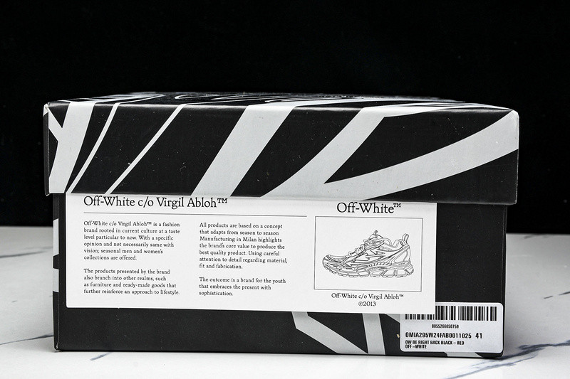 Off-White c/o Virgil Abloh