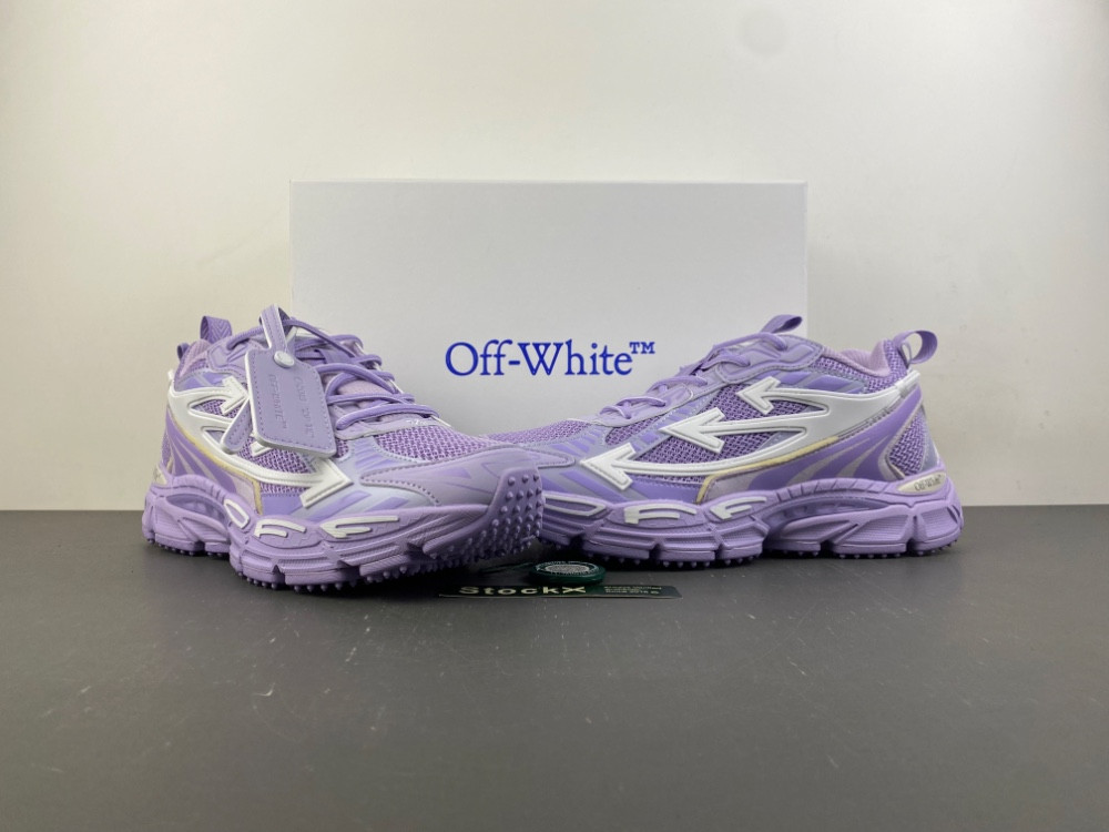Off-White c/o Virgil Abloh