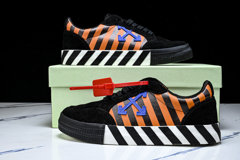 Off-White c/o Virgil Abloh