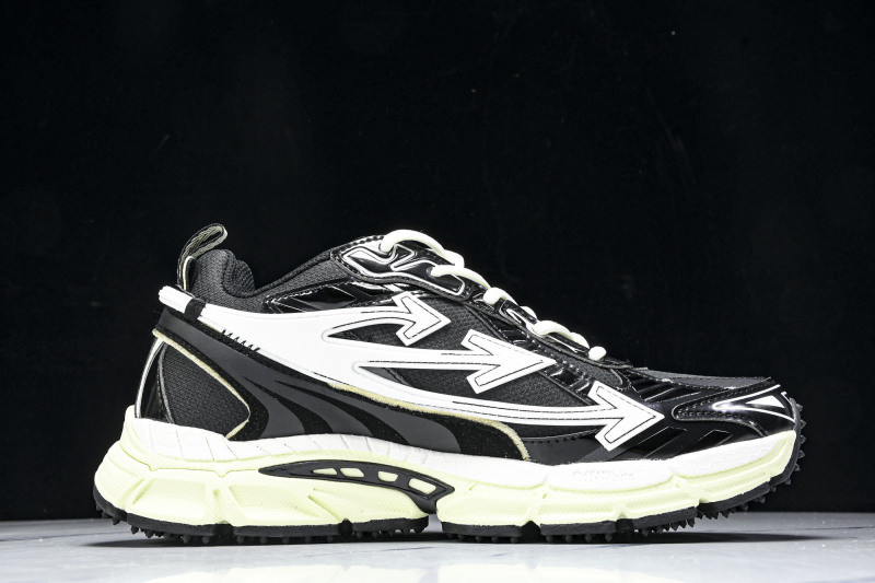 Off-White c/o Virgil Abloh