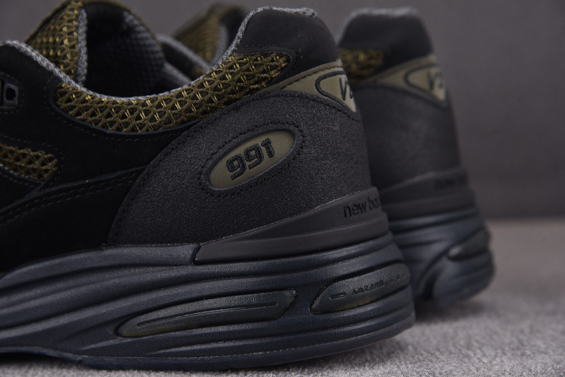 Stone Island x New Balance 991v2 Black Olive U991SD2