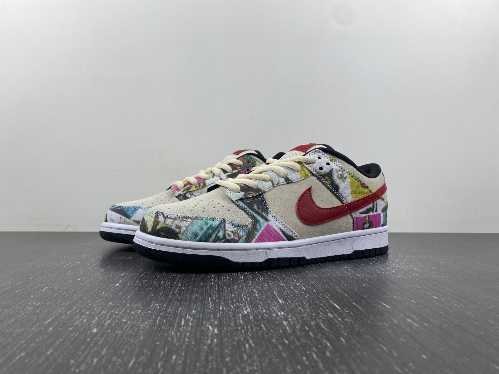 Nike SB Dunk Low Paris Men