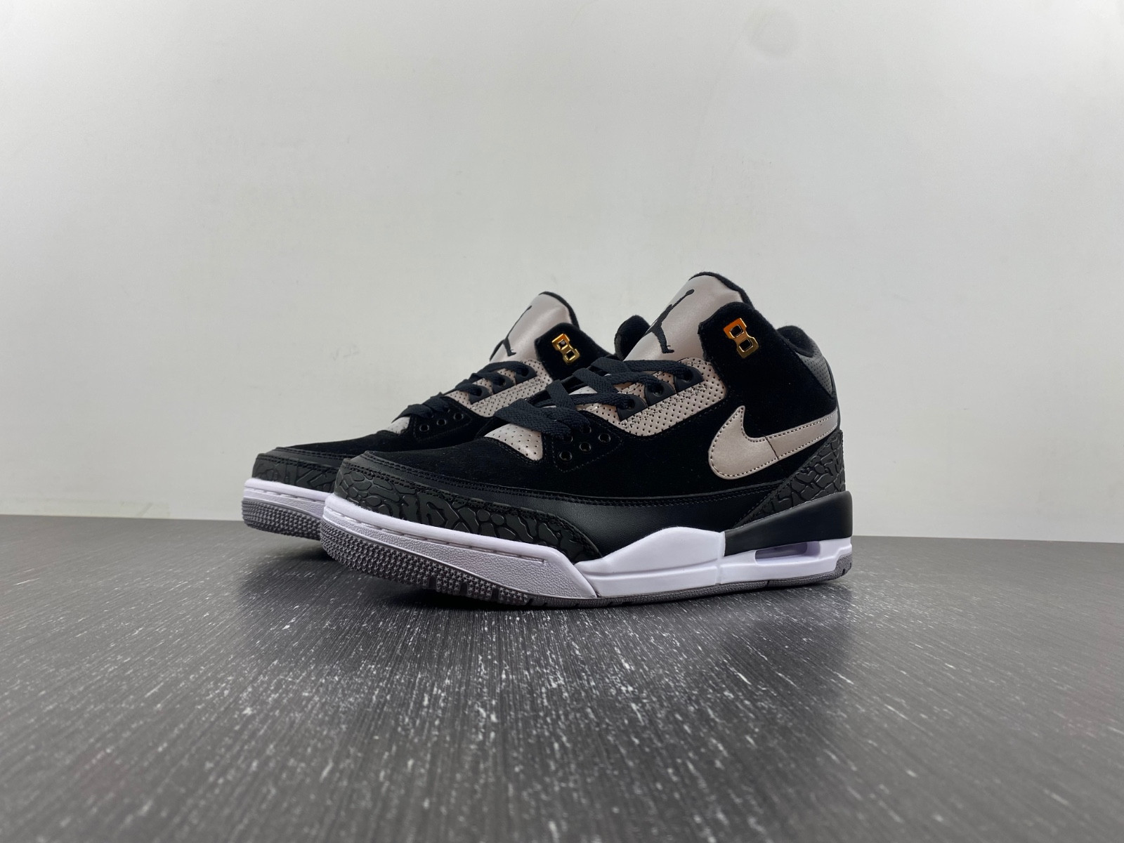 Jordan 3 Retro Tinker Black Cement Gold - CK4348-007