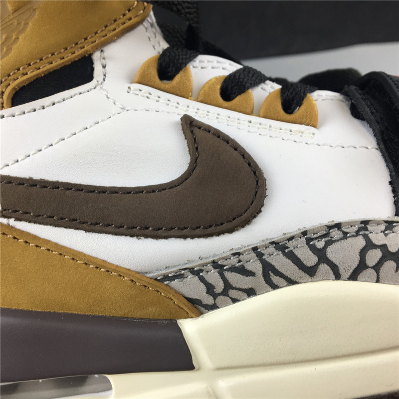 Air Jordan Legacy312 AV3922-102