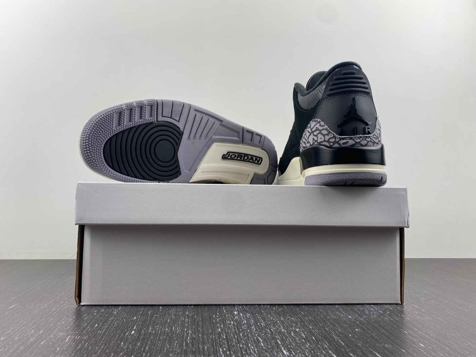 Air Jordan 3 Off Noir WMNS CK9246-001