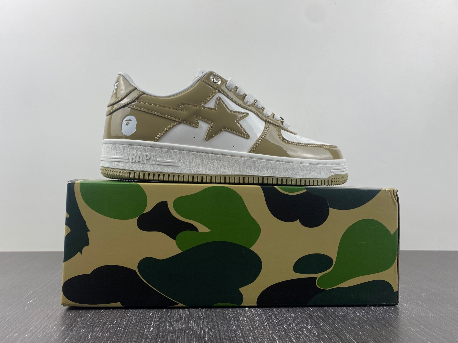 BAPE SNEAKERS