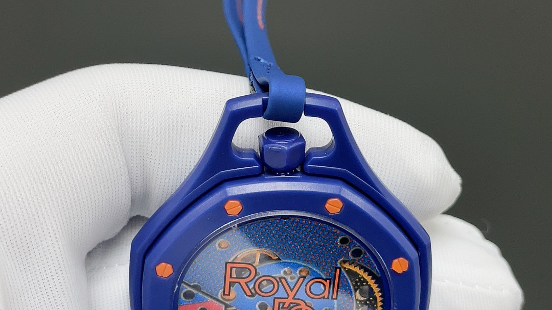 Swatch x Audemars P1g*et Royal Pop