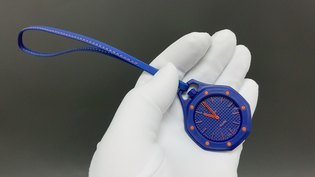 Swatch x Audemars P1g*et Royal Pop
