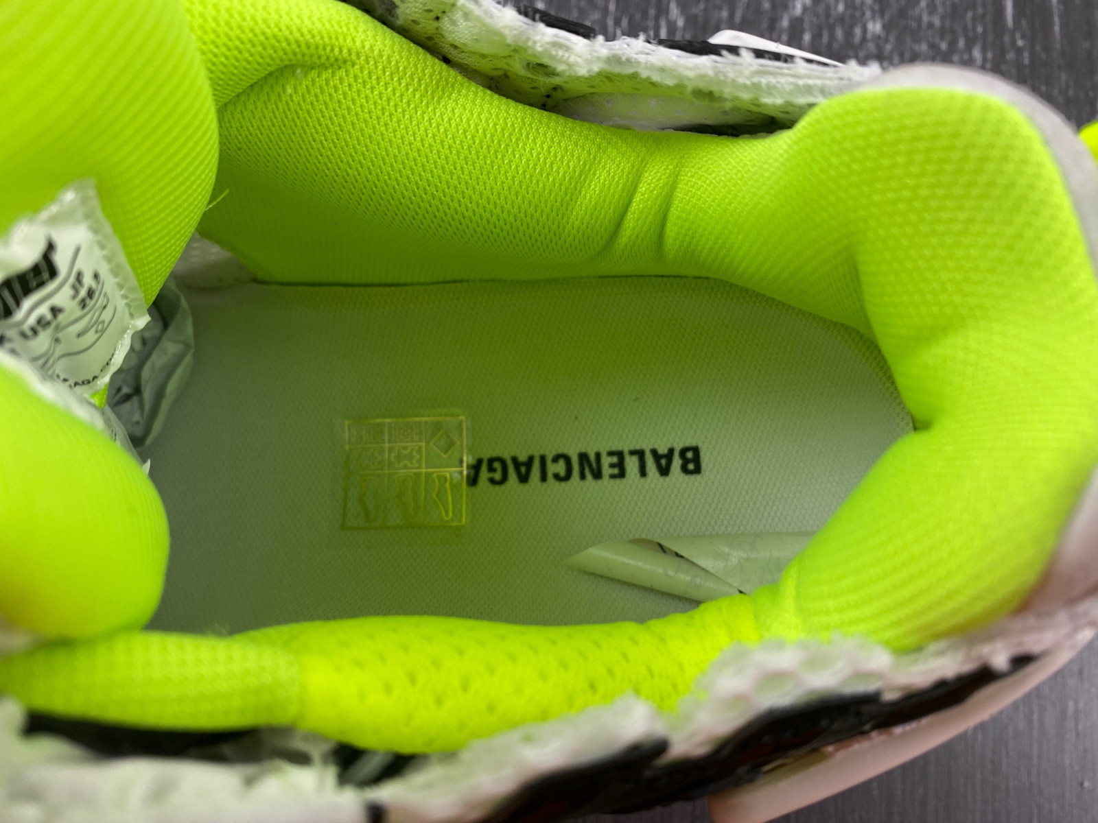 Ba*len*cia*ga runner 67403 w3rbp 1093