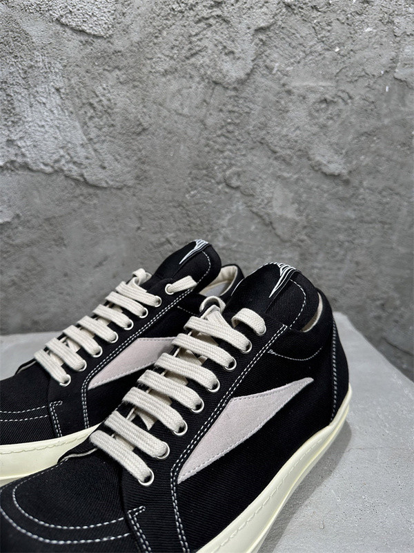 RICK 0WENS SNEAKERS