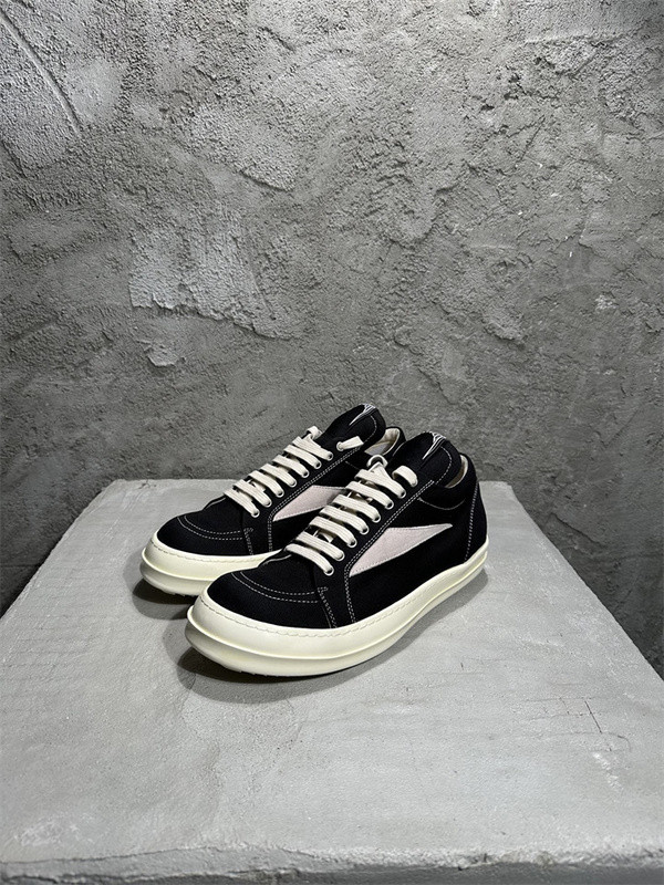 RICK 0WENS SNEAKERS