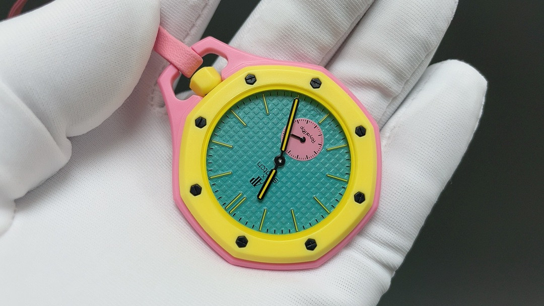 Swatch x Audemars P1g*et Royal Pop
