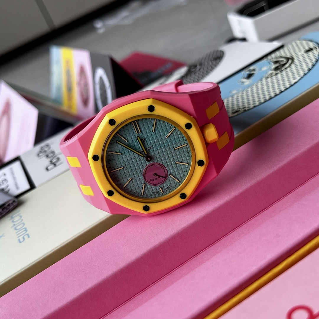 Swatch x Audemars P1g*et Royal Pop