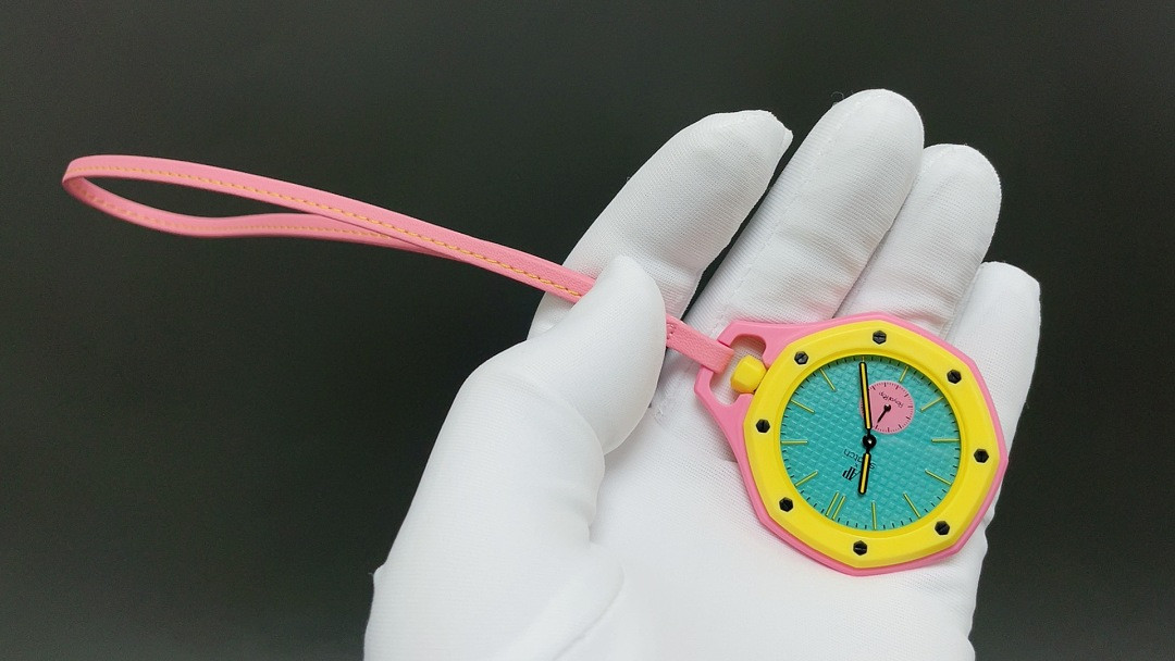 Swatch x Audemars P1g*et Royal Pop