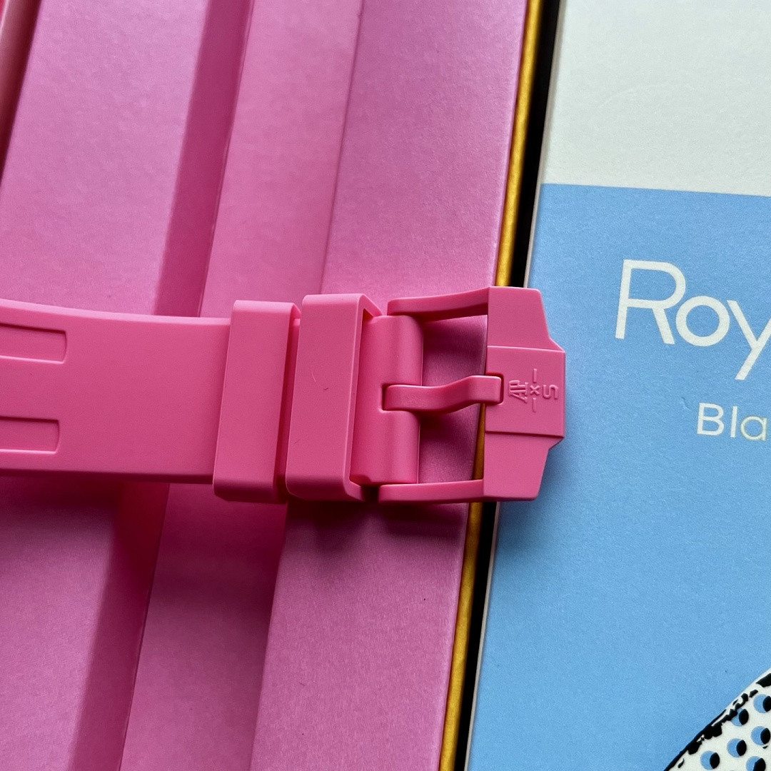 Swatch x Audemars P1g*et Royal Pop