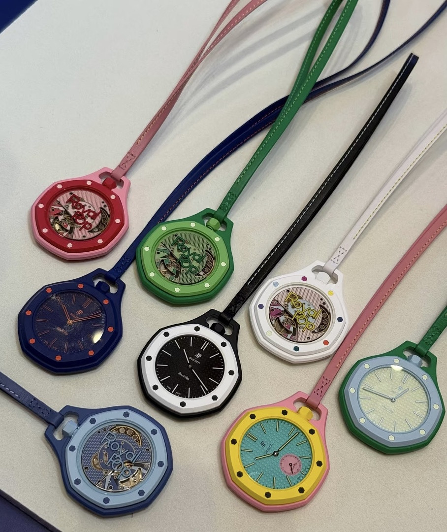 Swatch x Audemars P1g*et Royal Pop