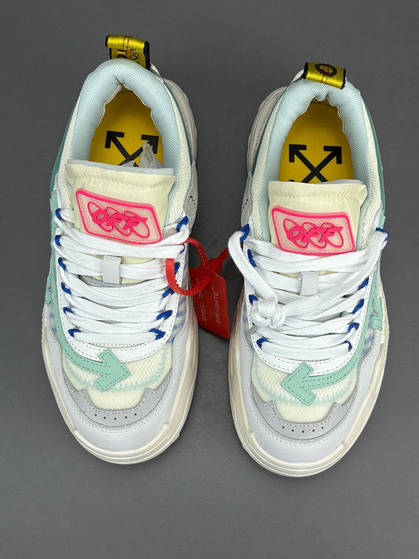 OW C/O ODSY-1000 SPORTS SHOES