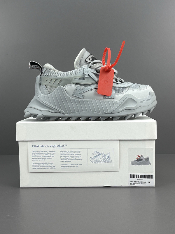 OW C/O ODSY-1000 SPORTS SHOES