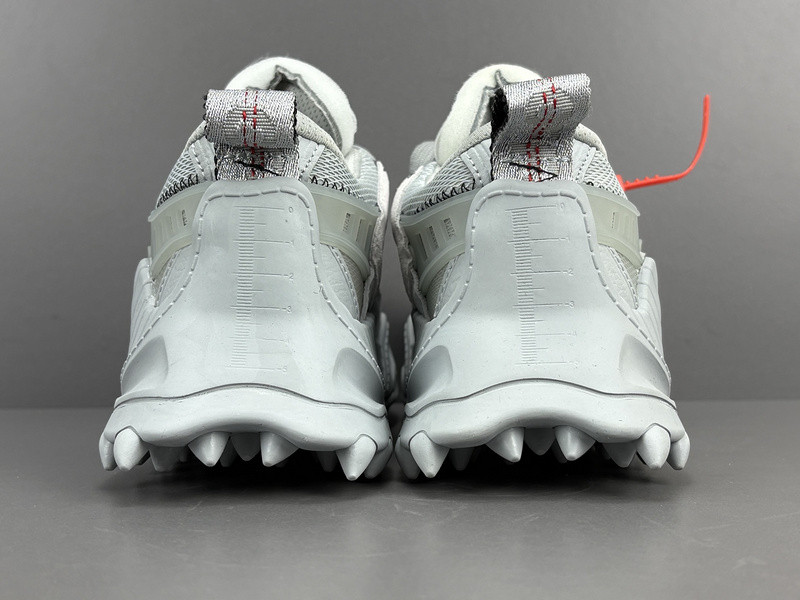 OW C/O ODSY-1000 SPORTS SHOES