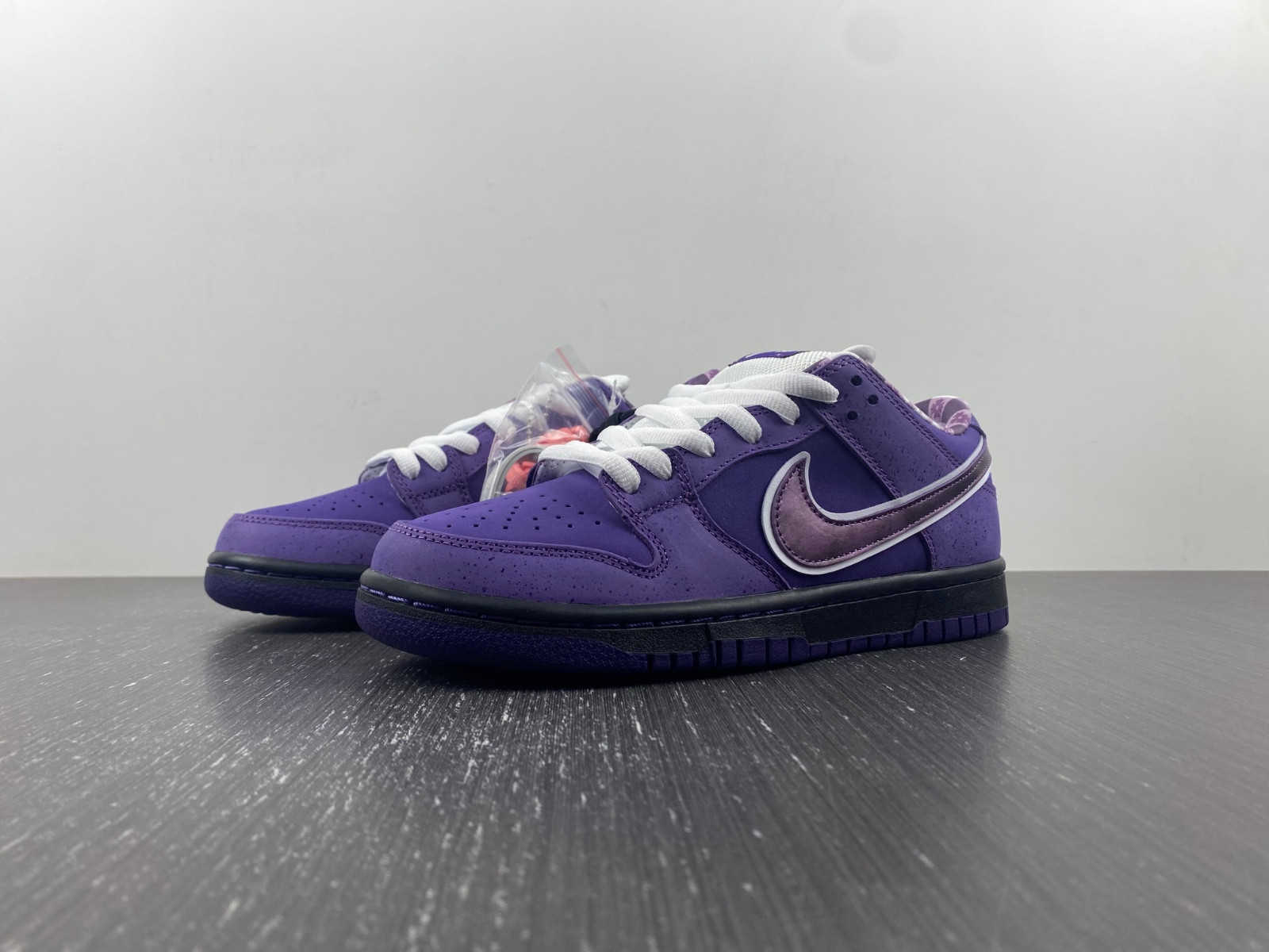 NIKE SB DUNK LOW CONCEPTS PURPLE LOBSTER BV1310-555