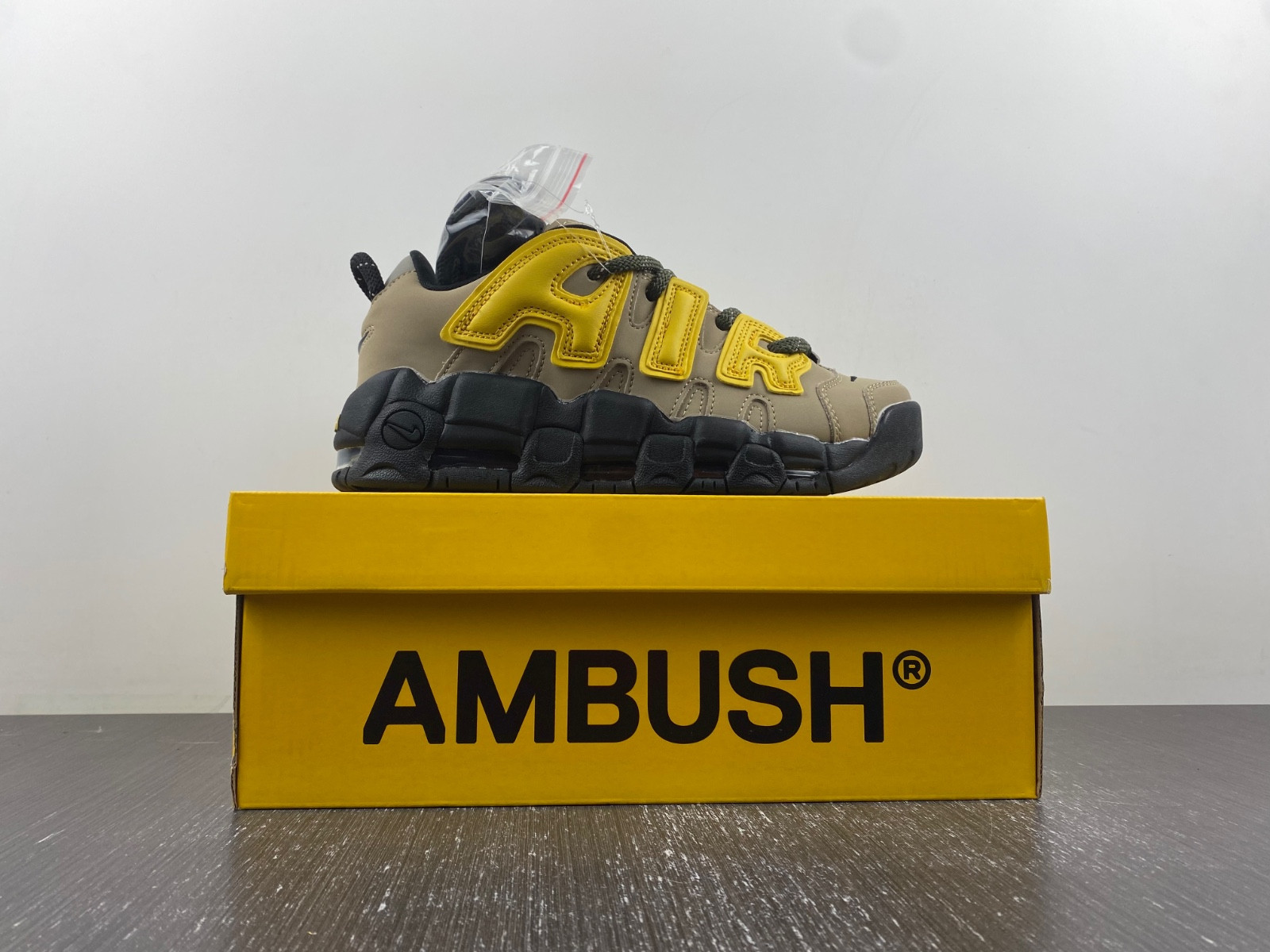 Nike Air More Uptempo Low AMBUSH Vivid Sulfur Limestone FB1299-200