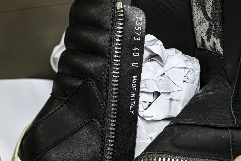 RICK 0WENS SNEAKERS