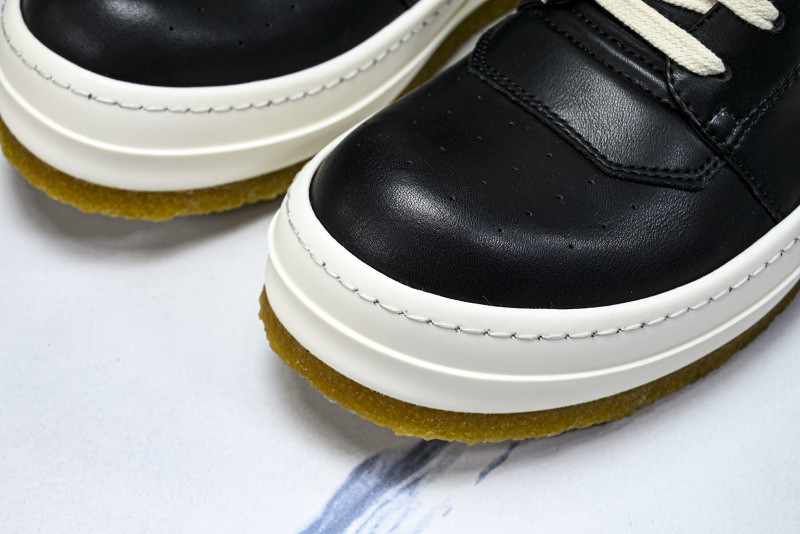 RICK 0WENS SNEAKERS