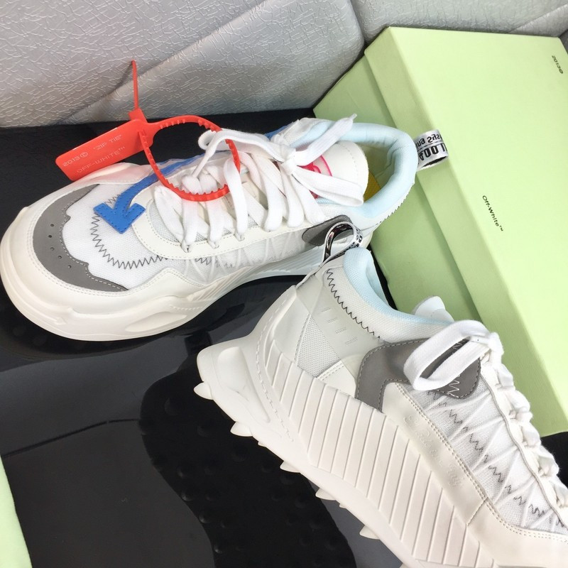 OW C/O ODSY-1000 SPORTS SHOES