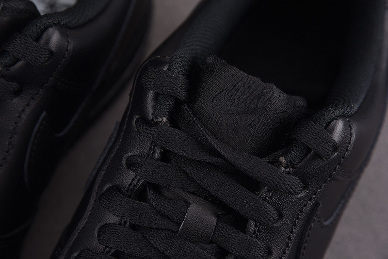 Nike Air Force 1 Low 07 Triple Black Men