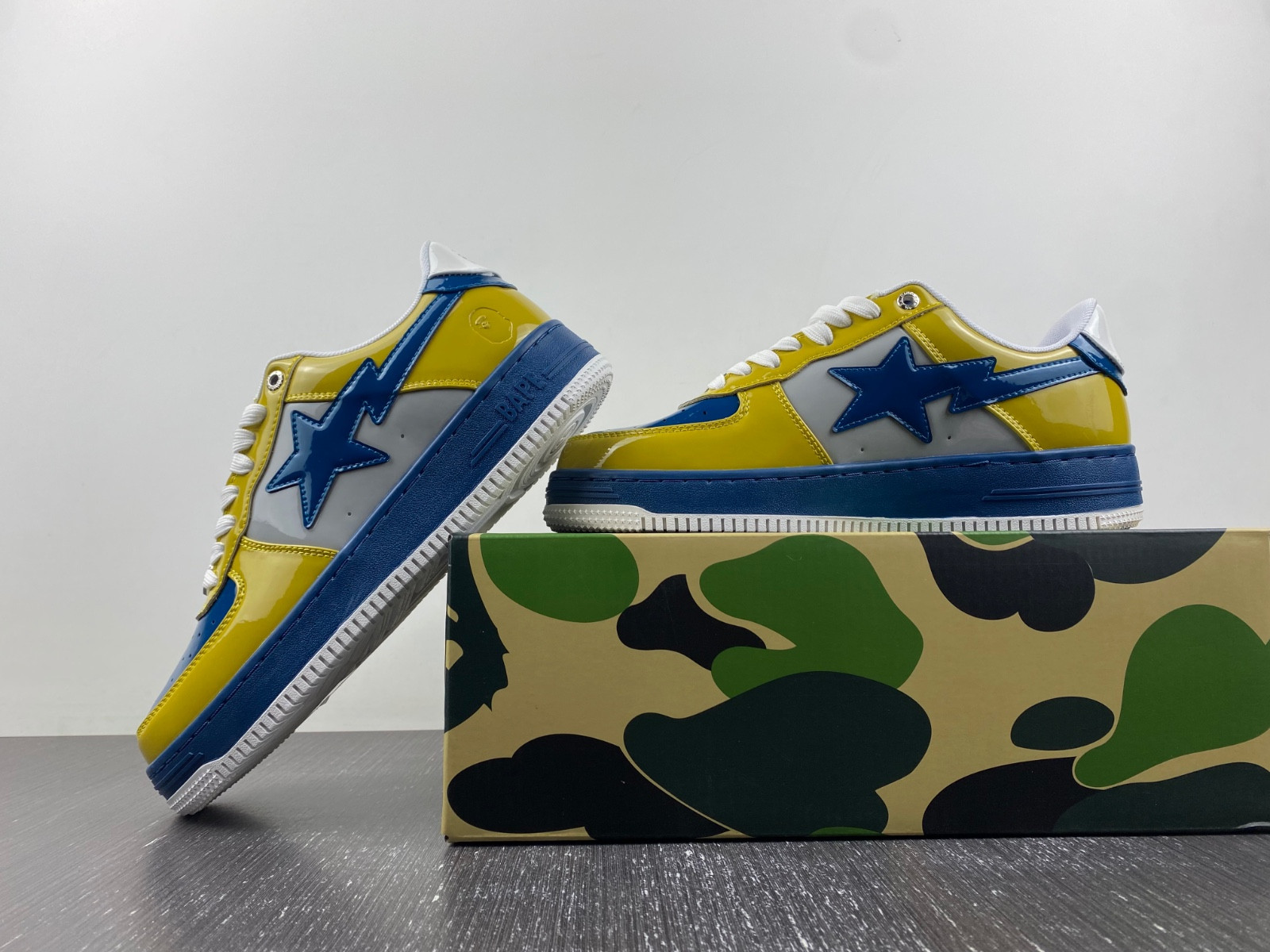 BAPE SNEAKERS