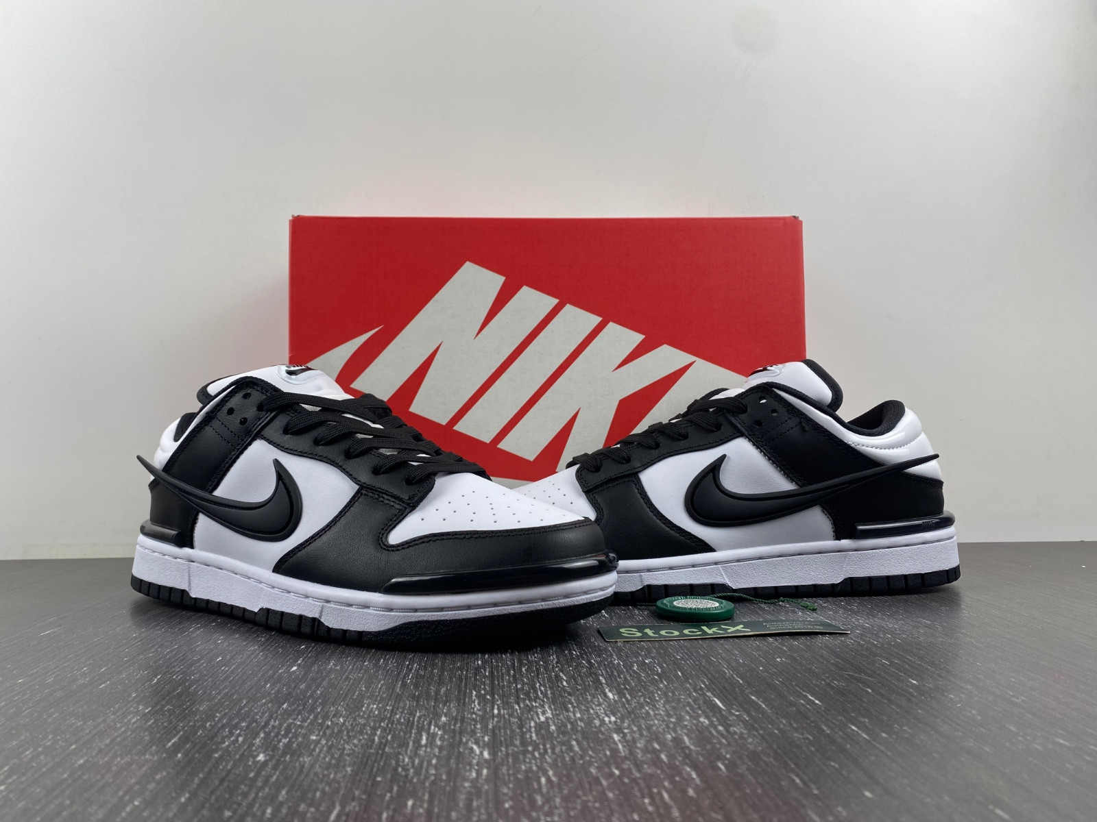 Nike Dunk Low Twist WMNS Panda DZ2794-001