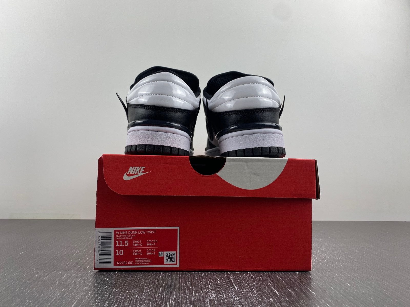 Nike Dunk Low Twist WMNS Panda DZ2794-001