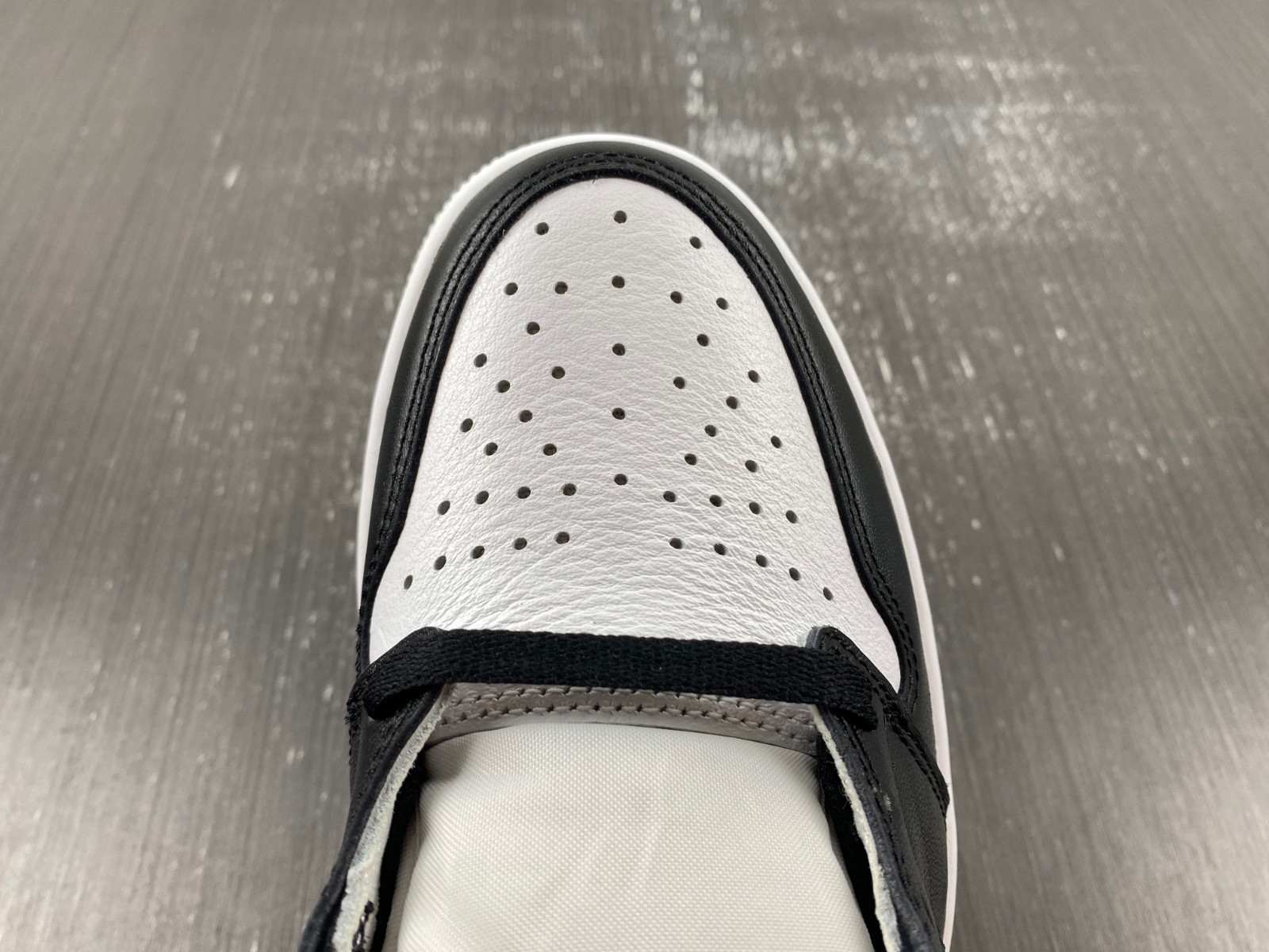 Jordan 1 Retro High Igloo Hombre - 861428-100