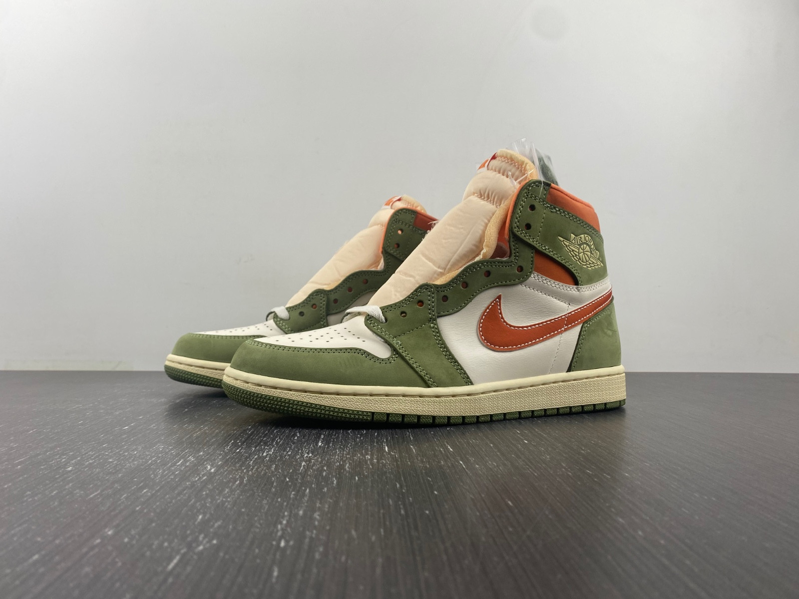 Air Jordan 1 High OG Celadon FB9934-300