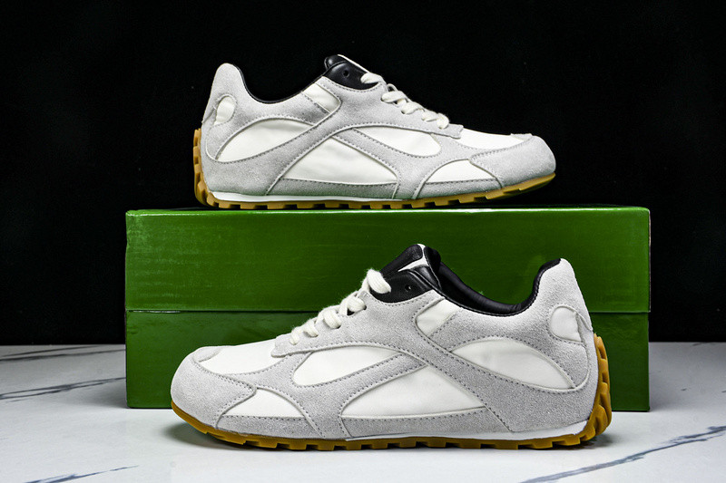 b0tt*ga Ven*ta orbit sneaker