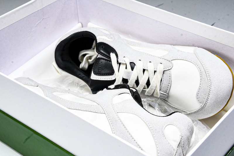 b0tt*ga Ven*ta orbit sneaker