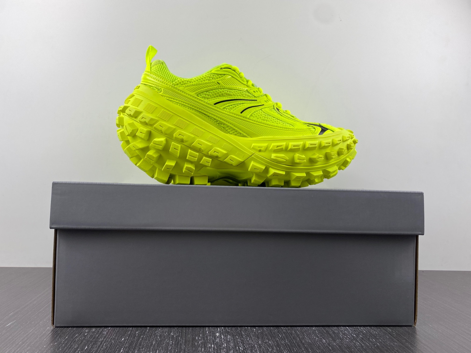 Ba*len*cia*ga bouncer chunky-sole sneakers