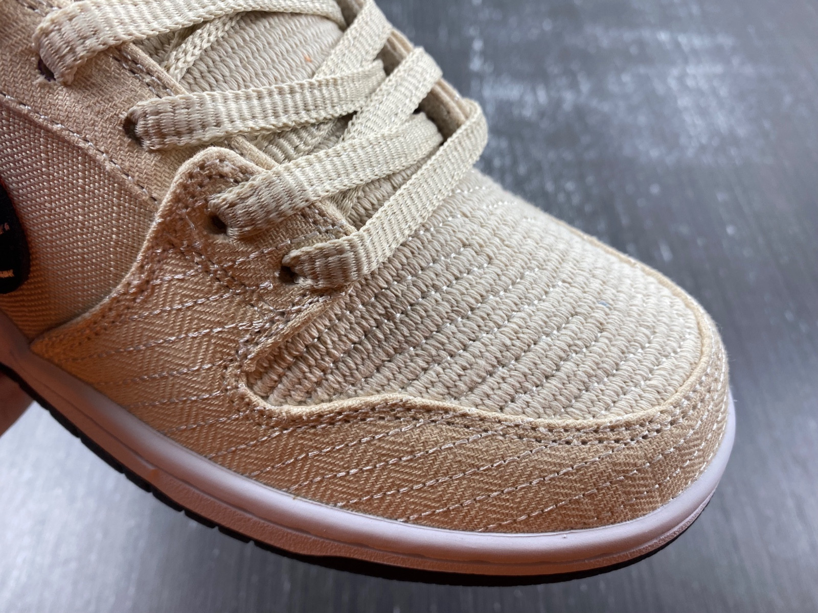 Albino & Preto X Nike SB Dunk Low FD2627-200