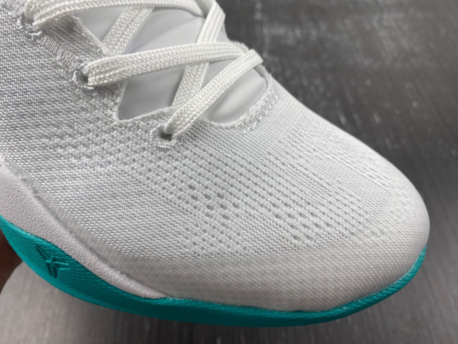 Nike Kobe 8 Protro White Radiant Emerald FQ3549-101