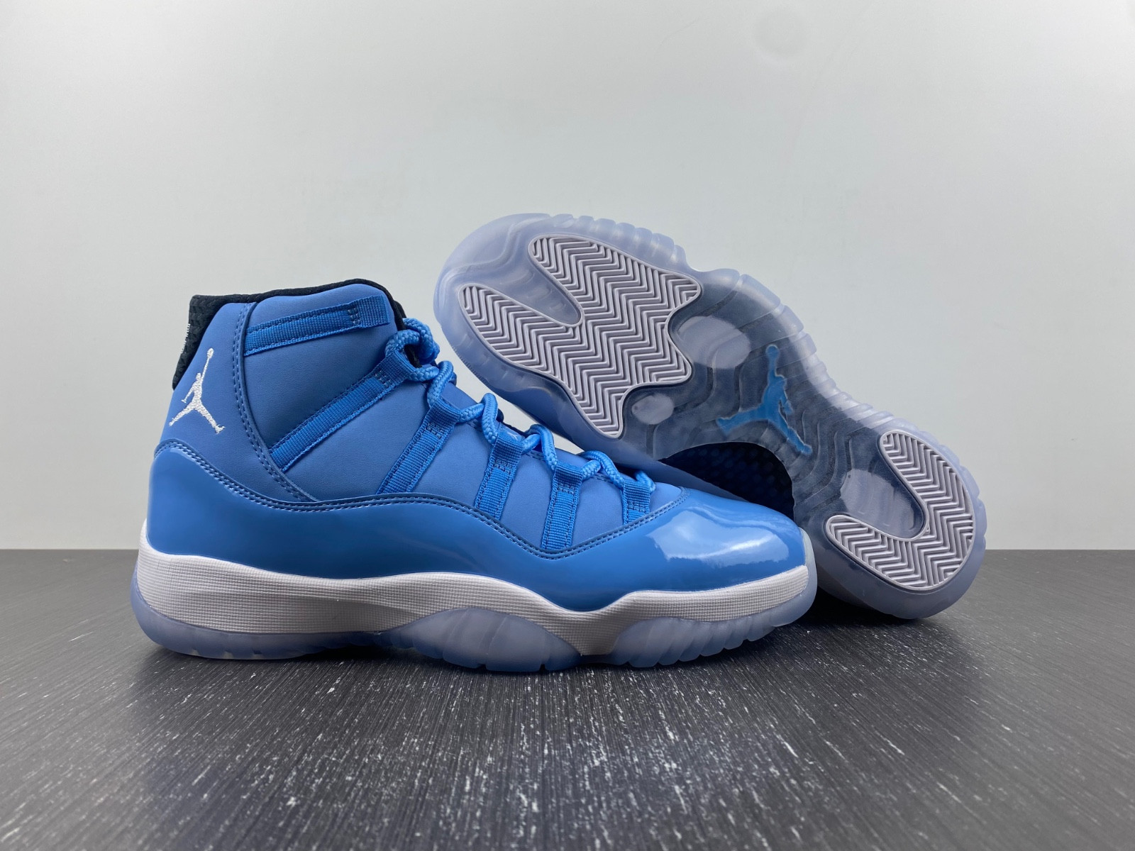 Jordan Ultimate Gift of Flight (11/29) - 717602-900